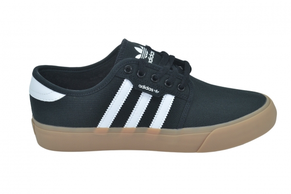 Sportstop24 O9 GZ8567 Adidas Seeley XT cblack ftwwht